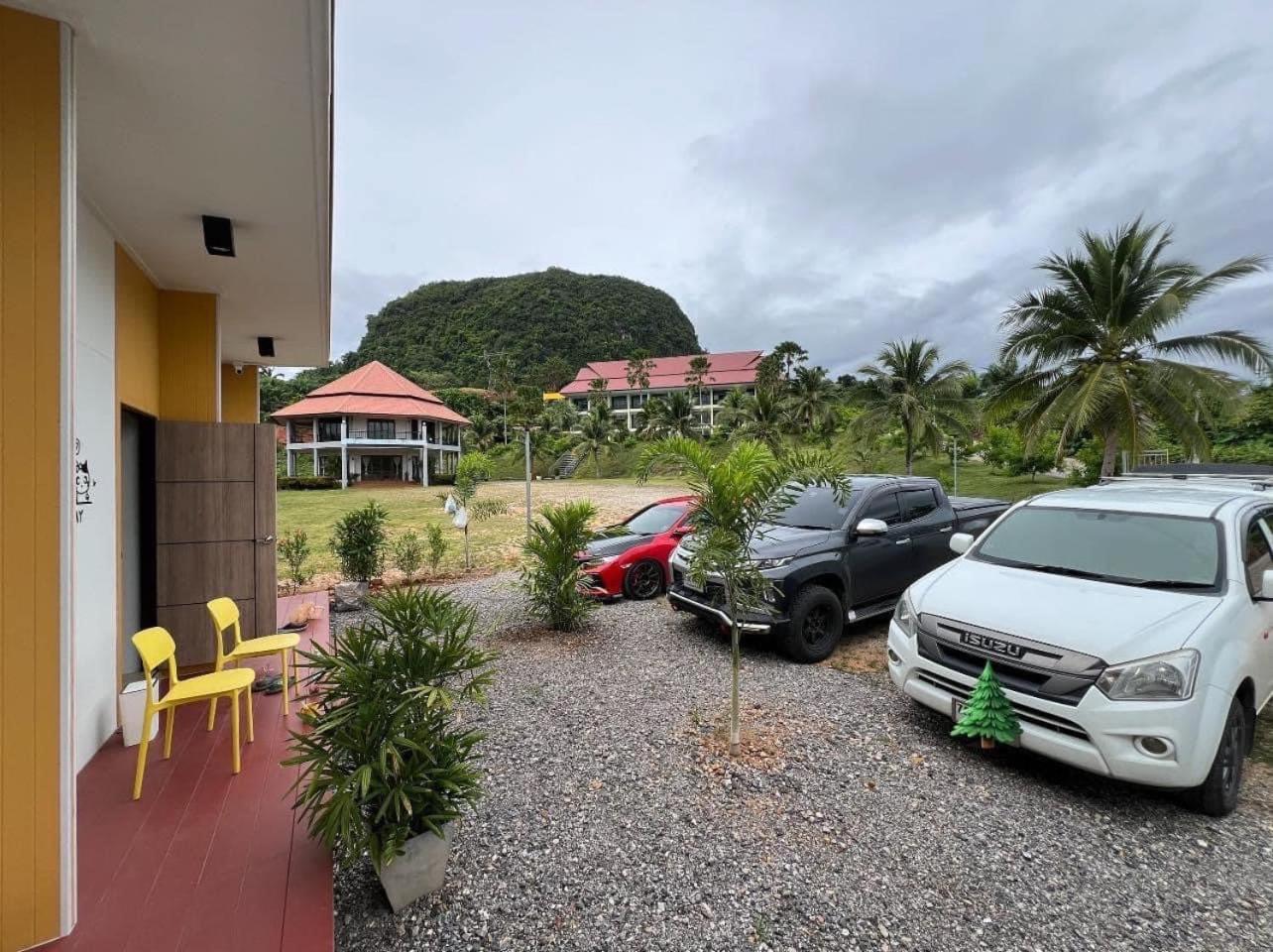 Takhun Mountain View Bed and Breakfast Ban Tha Khun Exteriör bild