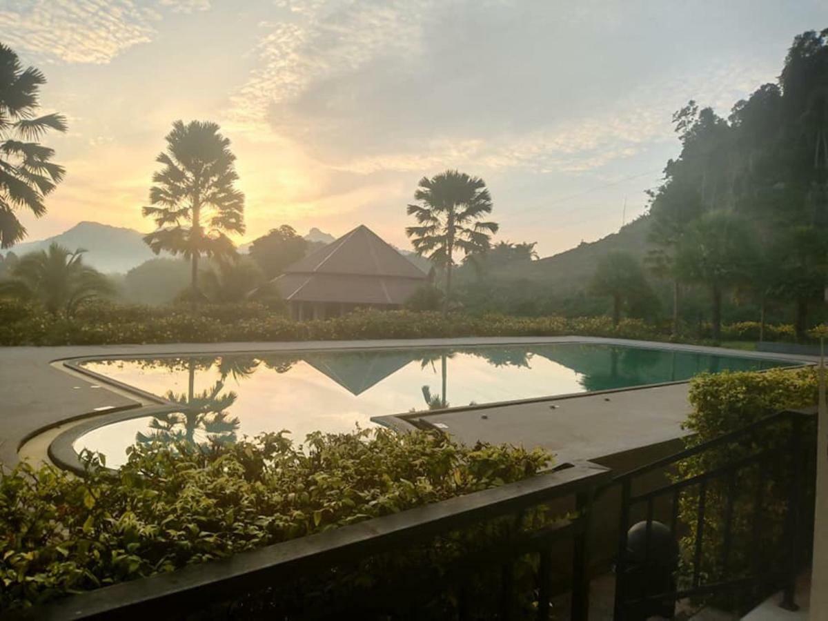 Takhun Mountain View Bed and Breakfast Ban Tha Khun Exteriör bild
