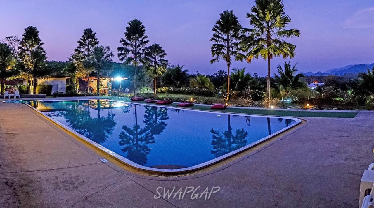 Takhun Mountain View Bed and Breakfast Ban Tha Khun Exteriör bild